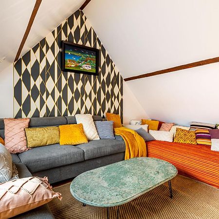 Art & Curiosity Cabinet Style Appartement With Paris View, Villa Des Ammonites 默东 外观 照片