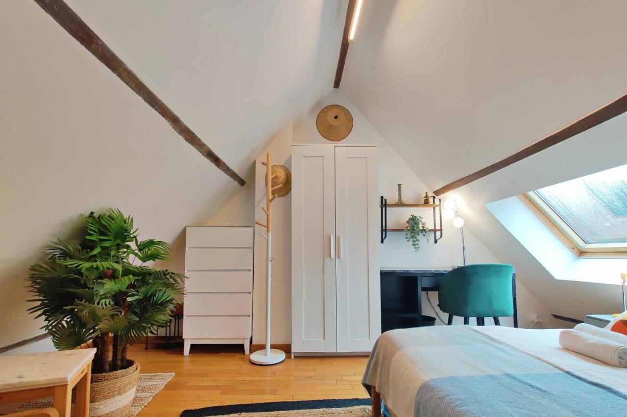 Art & Curiosity Cabinet Style Appartement With Paris View, Villa Des Ammonites 默东 外观 照片