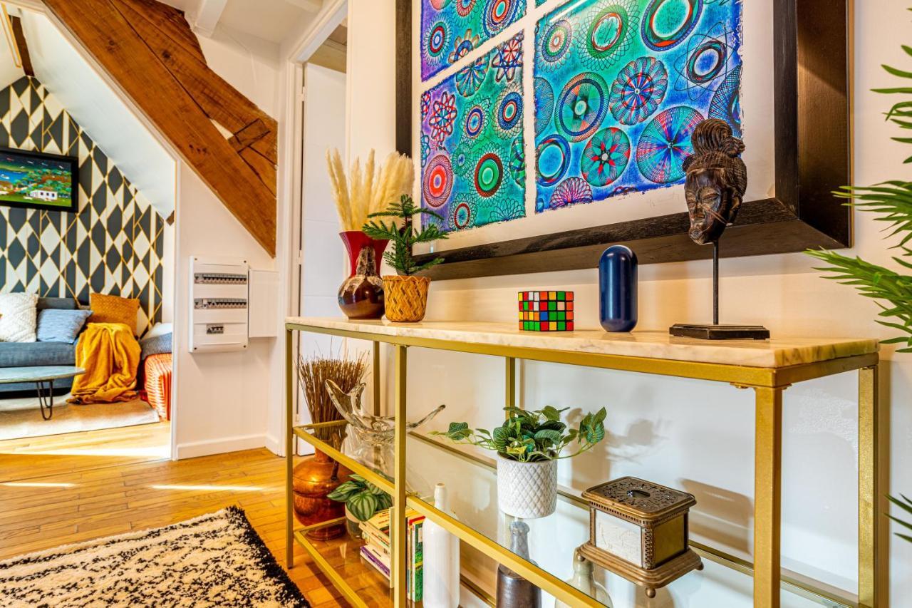 Art & Curiosity Cabinet Style Appartement With Paris View, Villa Des Ammonites 默东 外观 照片